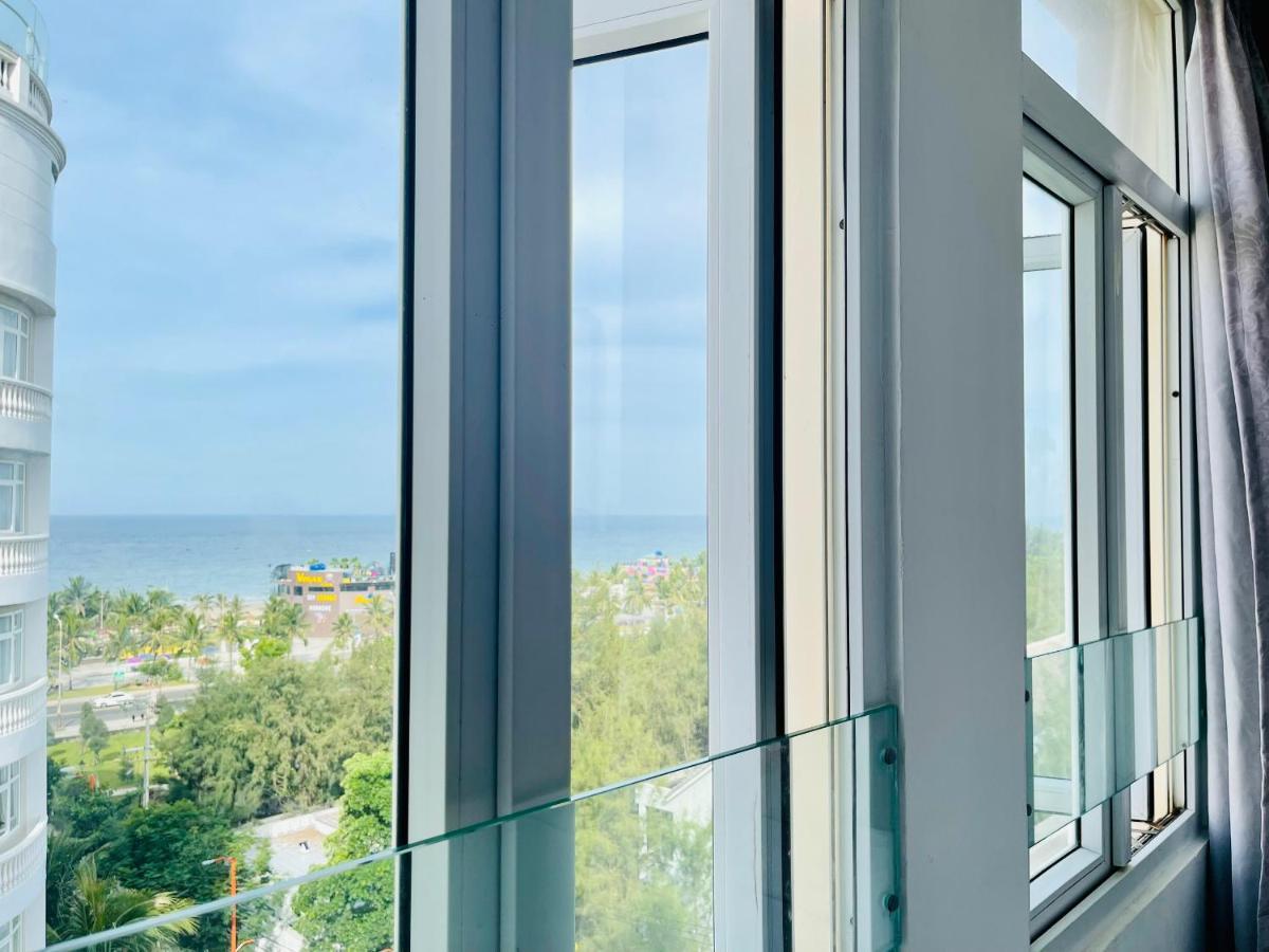Queen Palace Sea View Hotel Дананг Екстер'єр фото