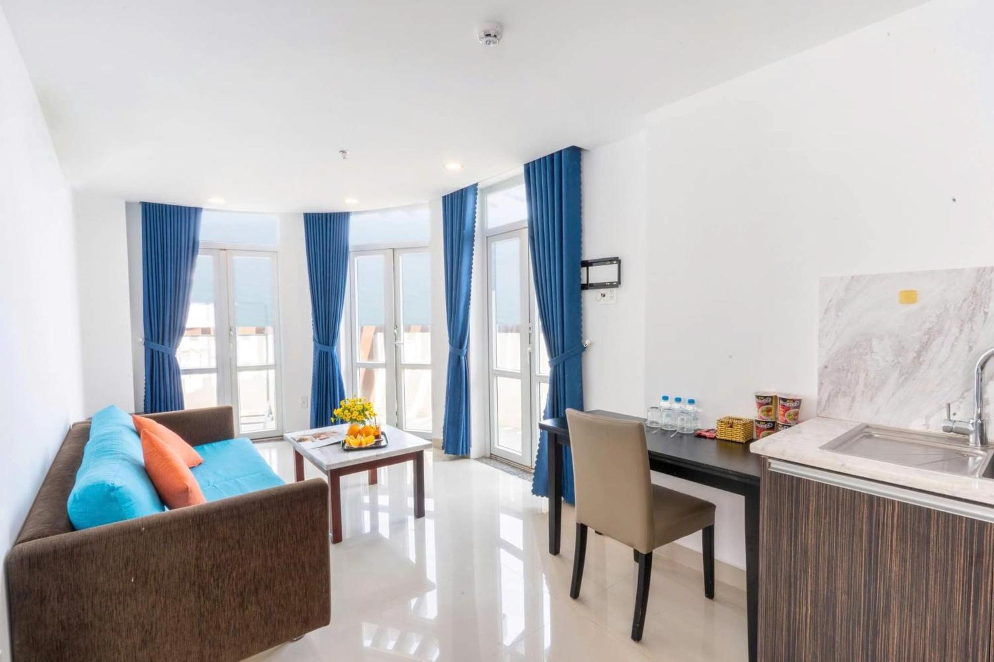 Queen Palace Sea View Hotel Дананг Екстер'єр фото